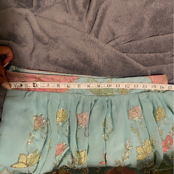 Floral Indian Lehenga - turquoise and gold - Picture 9 of 11